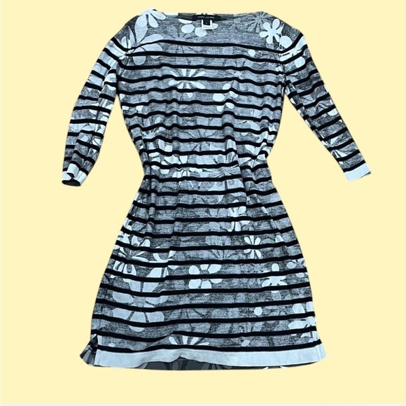 Marc Jacobs Striped Flower Shift Dress (Size S) EUC - Picture 2 of 12